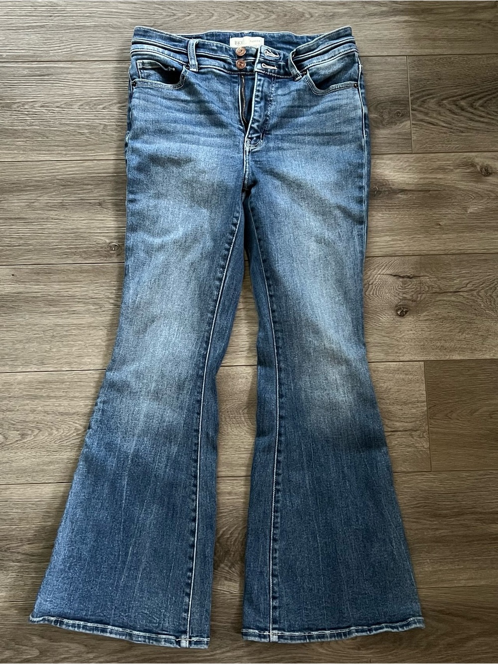 BKE Parker Flare Jeans Women’s 27x30 – Like New – Worn Twice